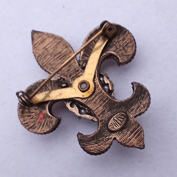 VINTAGE Weiss Jeweled Enameled Regal Fleur de Lis Brooch Pin - Picture 8 of 12